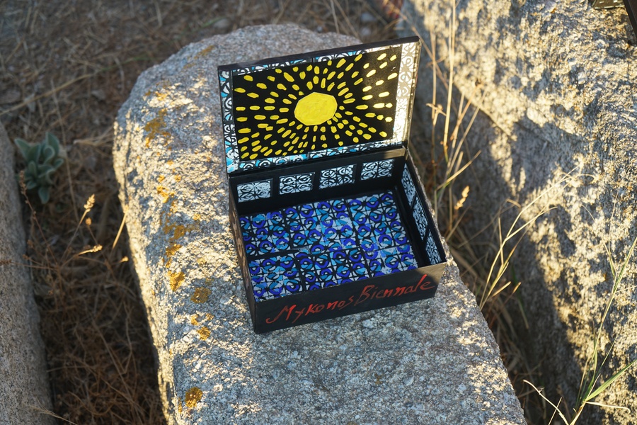 Mykonos Biennale  -  Antidote Box - screen shot