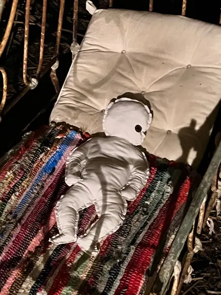 Mykonos Biennale - The Baby in a Carriage - screen shot Mykonos Biennale - The Baby in a Carriage - screen shot